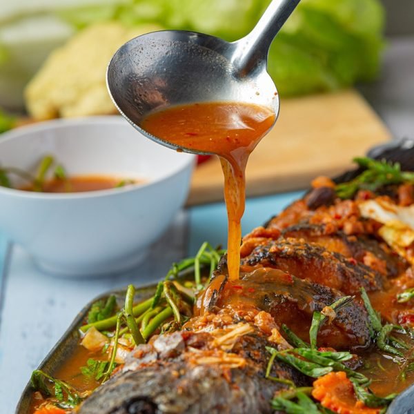 Pan Fried Fish In Chilli Mustard Sauce (8pcs)